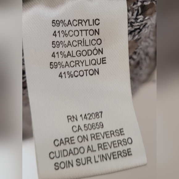 Simply Noelle Hooded Knit Sweater - Picture 6 of 6